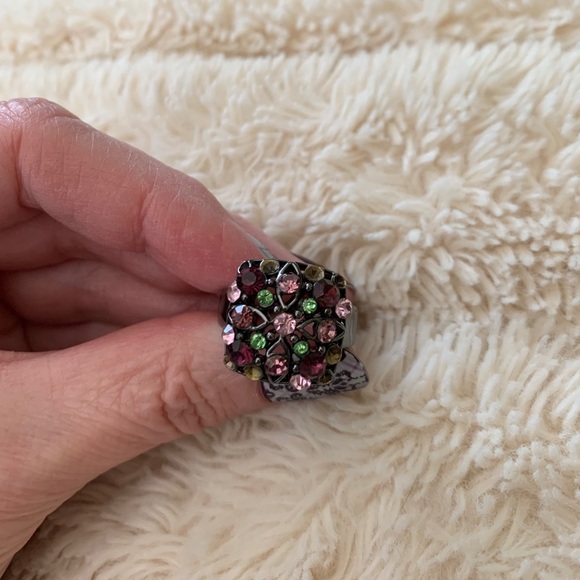 Ring - Picture 4 of 4